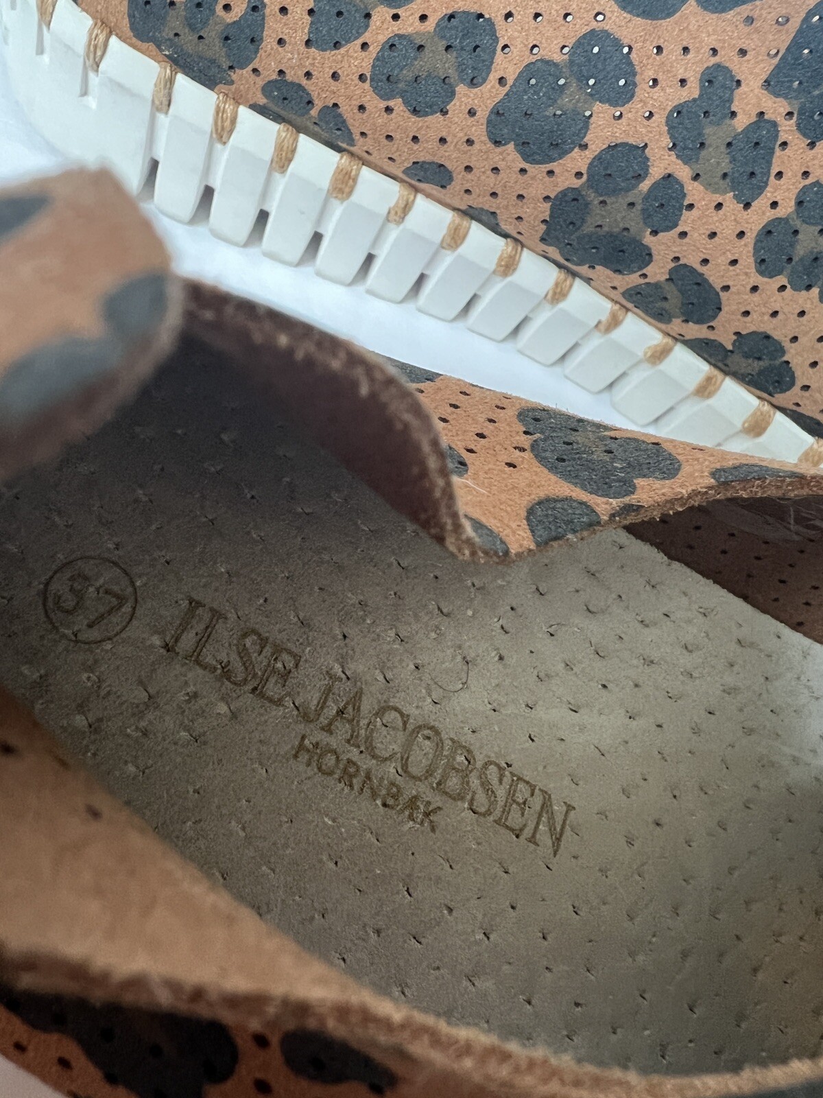 Ilse Jacobsen 37 Tulip Slip On Shoes Perforated Cheetah Leopard - Main Image