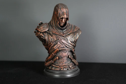 2016 Ubisoft Assassin’s Creed Legacy Bronze Edition Altair IBN-LA’AHAD Bust MIB