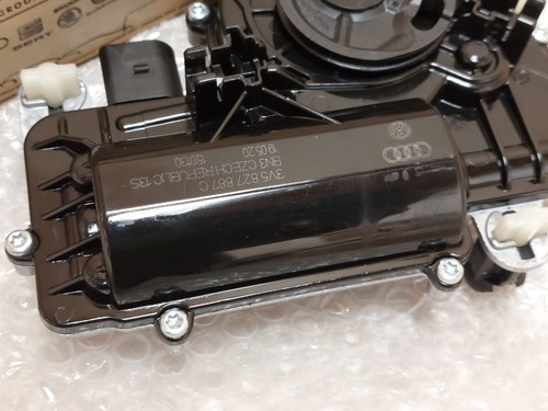 Skoda Octavia 1Z Rear Wiper Motor 2004-2013 Saloon Estate 1Z9955711C Genuine - Picture 3 of 8
