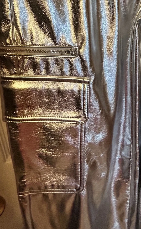 Pantalón de mezclilla cargo No Boundaries plateado metálico pierna ancha S 4/6 retro festival nuevo con etiquetas Foto 2 de 4