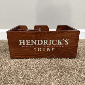 Hendrick’s Gin Scotland Wooden Napkin Straw Holder Coaster 2013 Liquor Bar Caddy