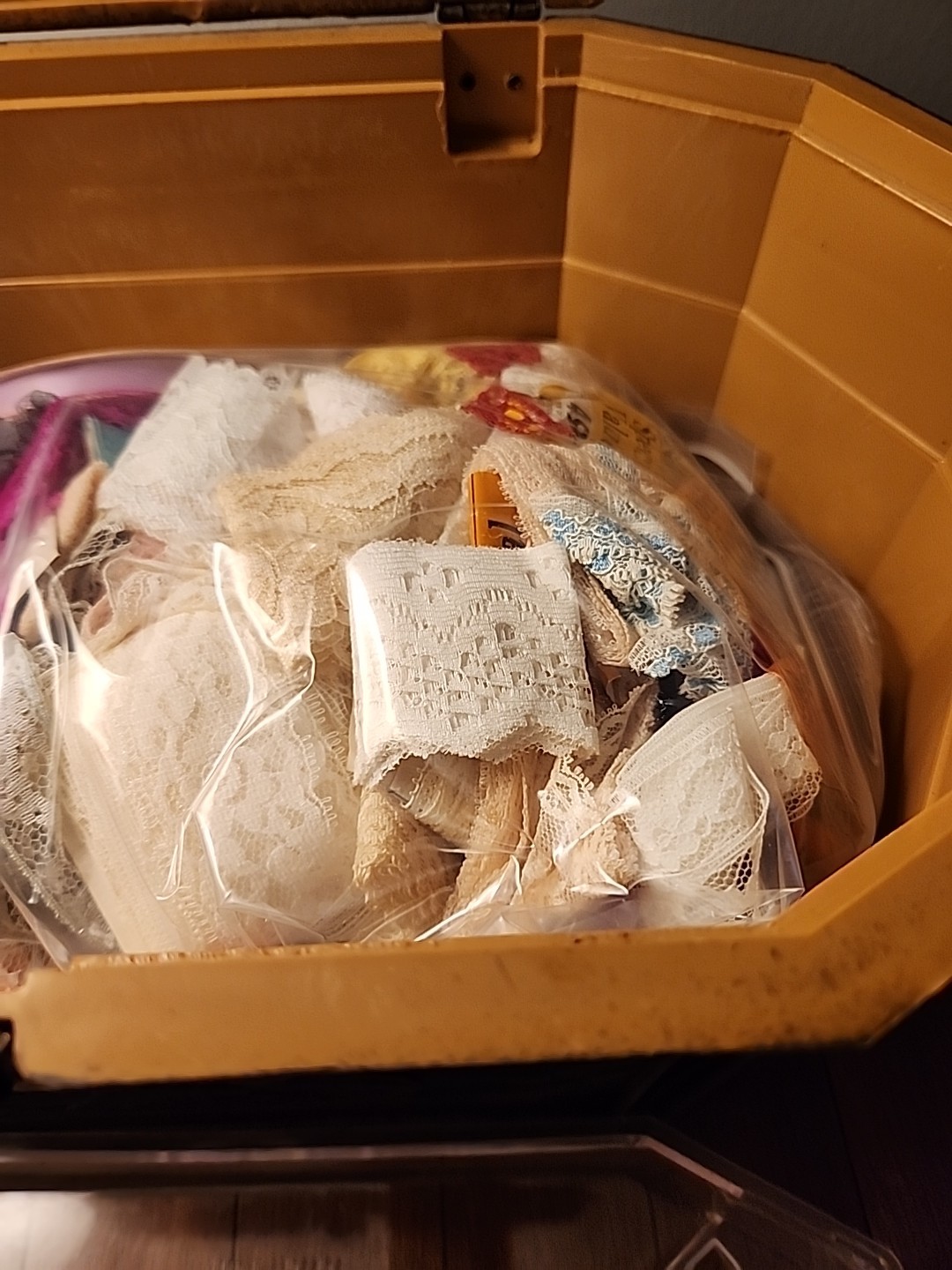 Vintage Lerner Faux Wood Sewing Box with Plastic Insert for Notions and Handle 