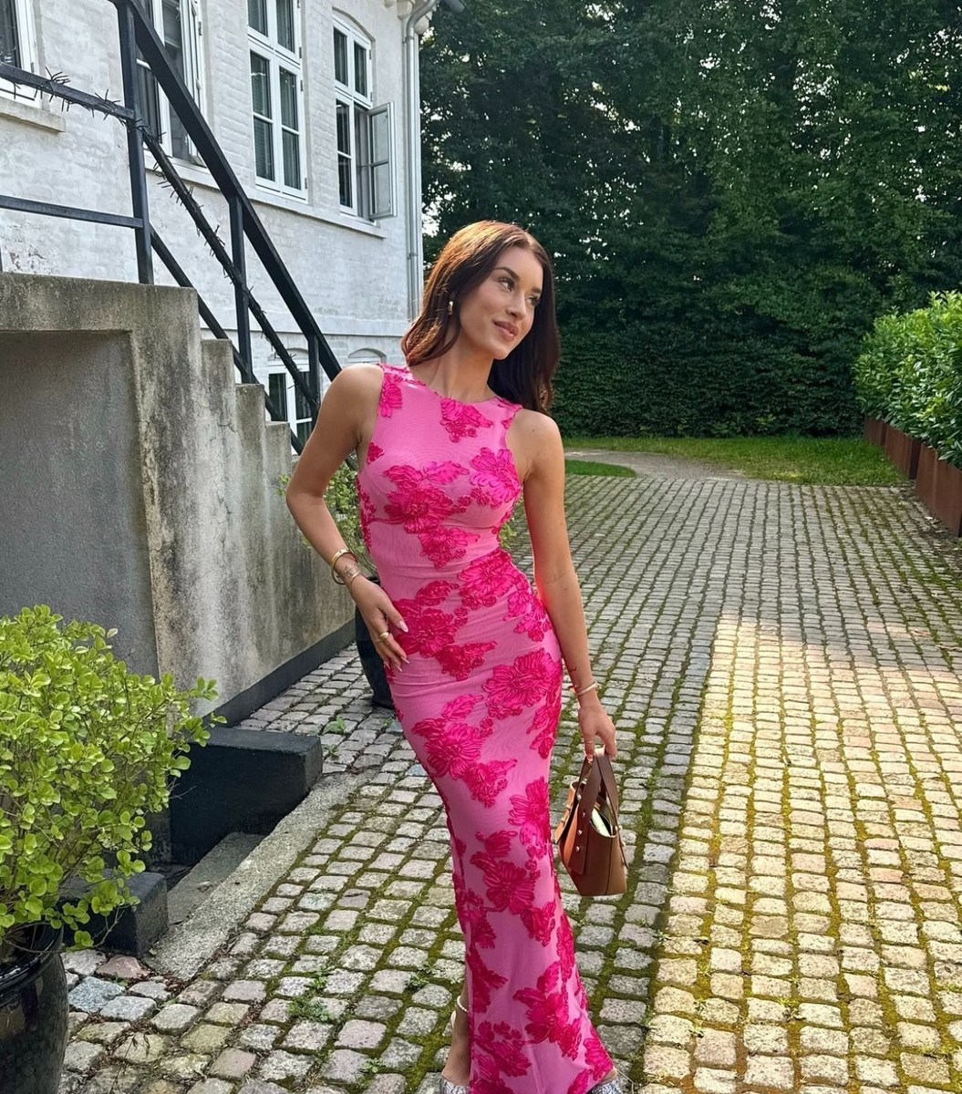 sla the label pink dress SLA THE LABEL Pink Rome Diamant Set