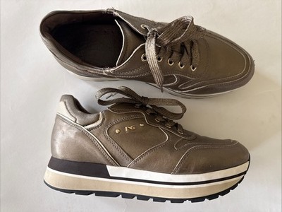 Nero Giardini Womens Sneaker Fashion Tenni Shoe Euro Size 38 Italy US 7.5 Metal