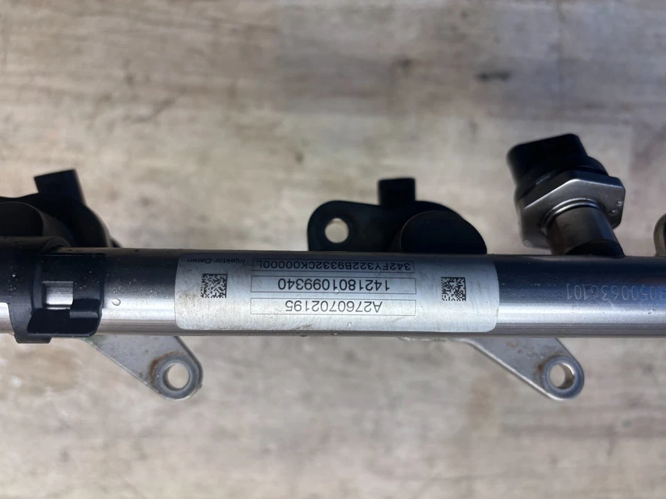 CARRIL DE INYECCIÓN DE GAS IZQUIERDO GENUINO MERCEDES BENZ CLS400 E400 GL450 OEM V6 3.0 Foto 4 de 4