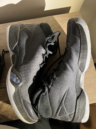 Size 12 - Jordan 30 Black Cat 2016 - Picture 3 of 6
