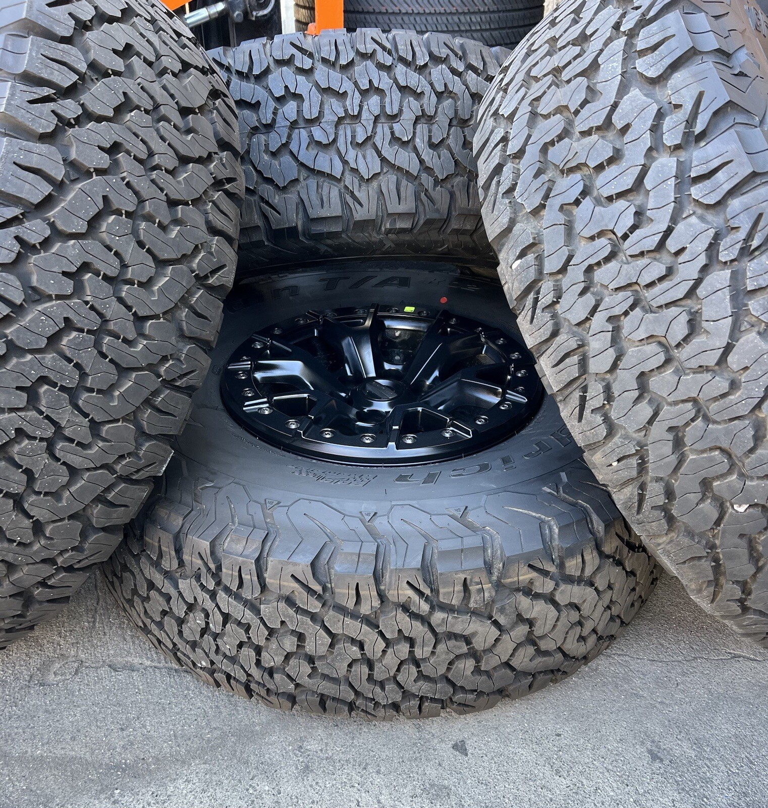 FORD F150 RAPTOR R FACTORY 17 WHEELS TIRES OEM RIMS BEAD LOCK BLACK 37 ...