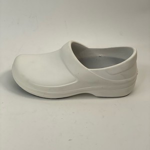 crocs neria pro white