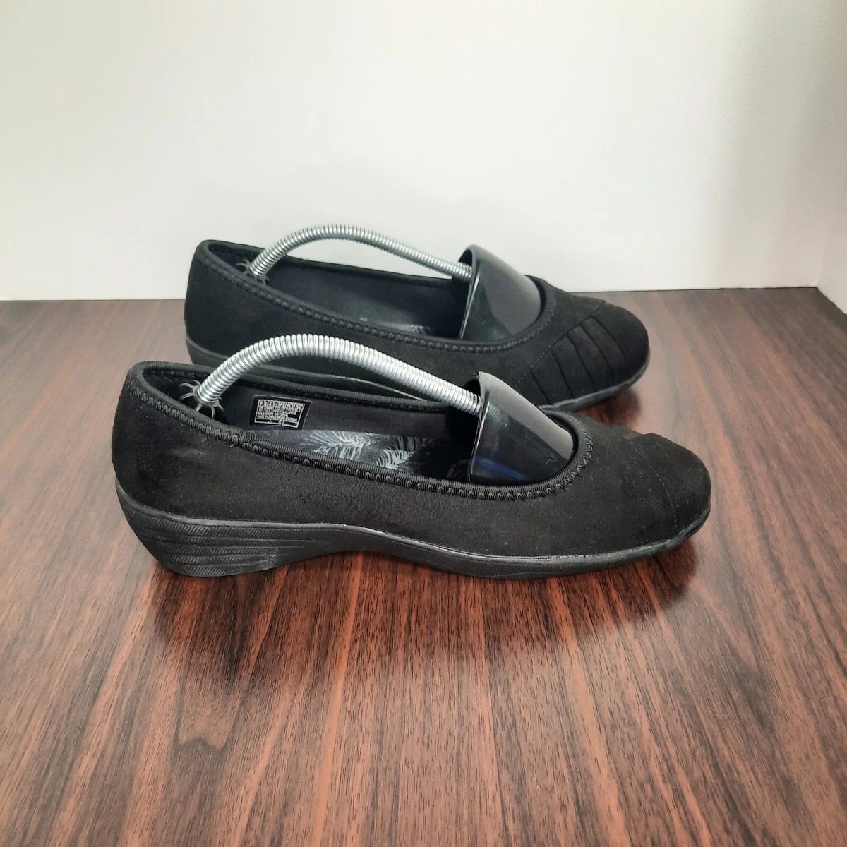 Skechers Kiss Smooch Womens Size 7.5 Shoes Black Slip On Stretch Fit Ballet Flat