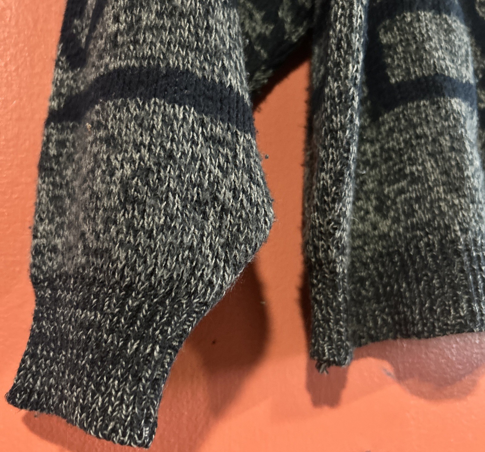 Vintage Point Zero Abstract Pattern Black Grey Pu… - image 6