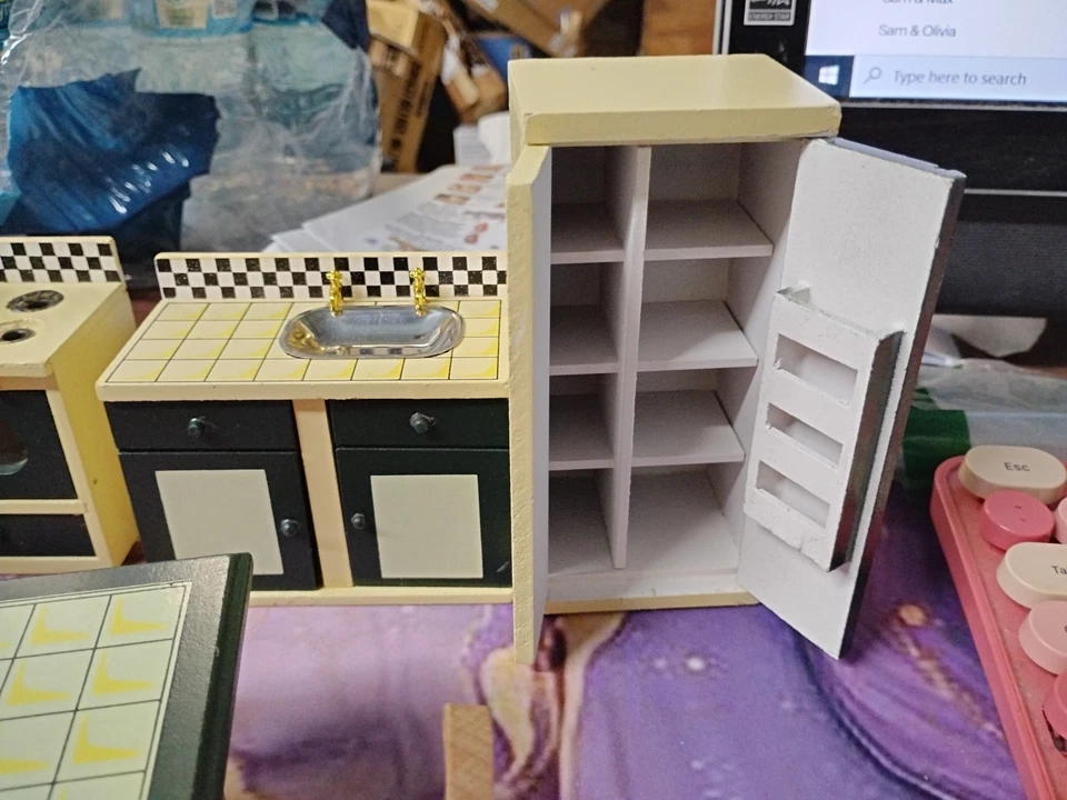 Muebles de madera para casa de muñecas Melissa & Doug, cocina miniatura 1:12 7 piezas Foto 4 de 4