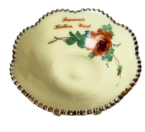 HATTON WASHINGTON WA  Uranium Antique Custard Glass Souvenir Trinket DISH BOWL