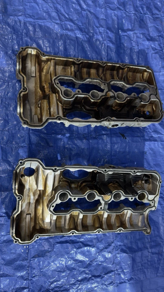 BMW X5 X6 550i 750i 2011-2013 E70 E71 N63 4,4 L juego de cubierta de válvula de motor V8 OEM Foto 4 de 4