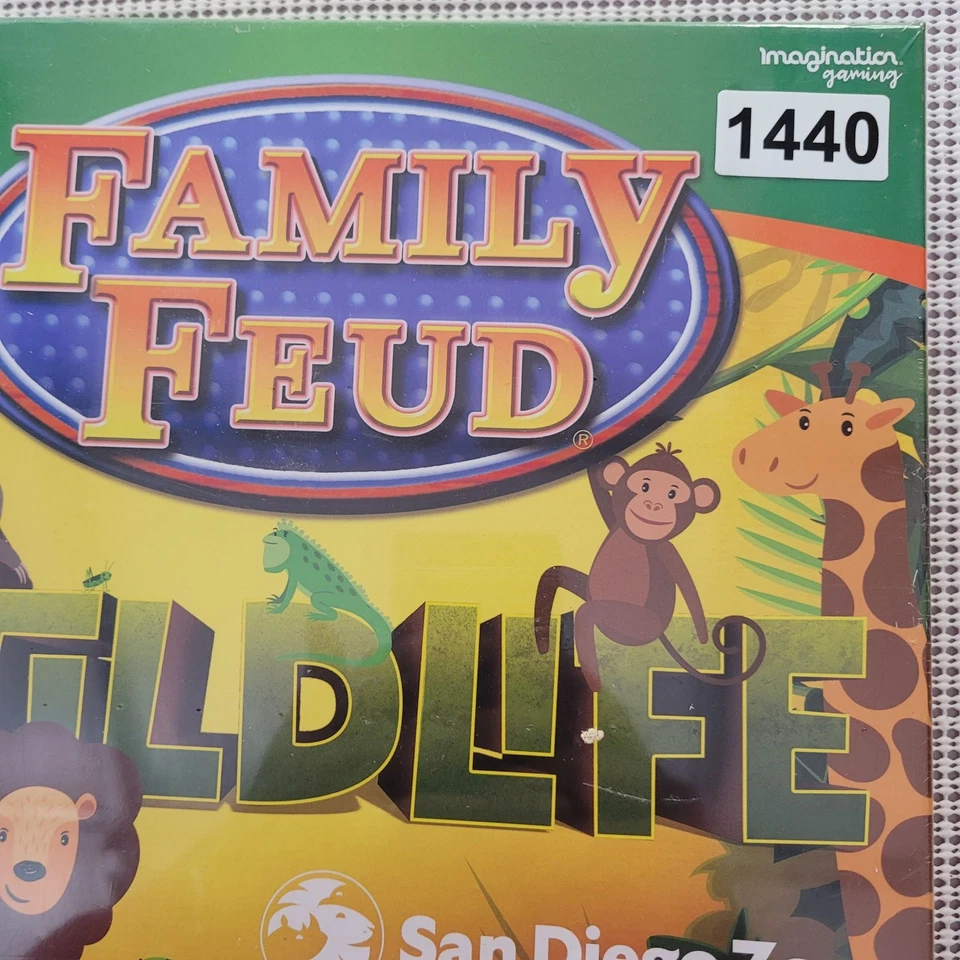 Family Feud Wildlife San Diego Zoo Board Game Family Fun New - Image 4 of 4
