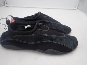 mens water shoes size 11