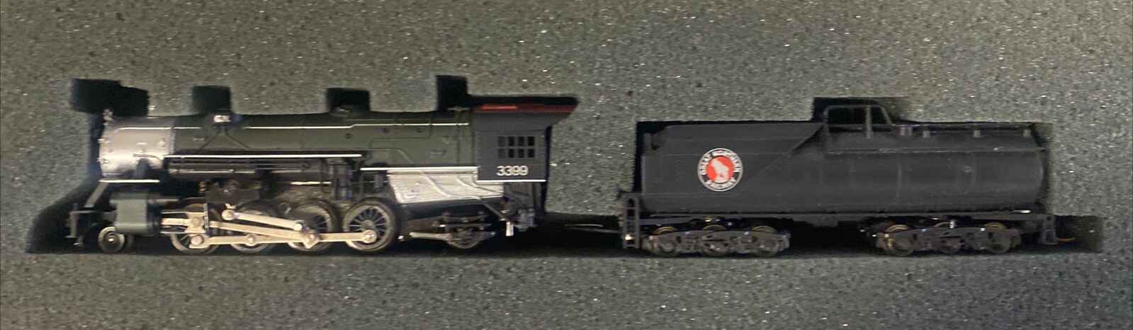 Picture 2 of 8