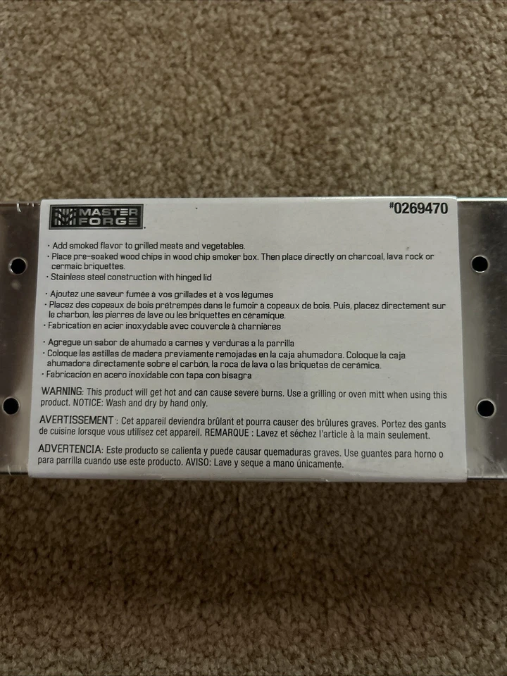 Caja ahumadora Master Forge de acero inoxidable con tapa con bisagras ventilada parrilla de gas o carbón Foto 3 de 4