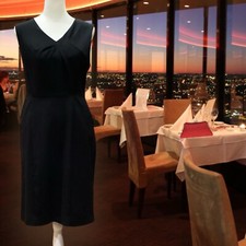 New York & Co Dress Size 6 Pockets Lined Little-Black-Dress EUC TRAVELERS