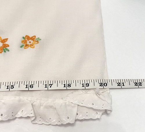Pillowcase White Hand Embroidered Rooster Flowers Eyelet Scallop Lace READ - Picture 3 of 24