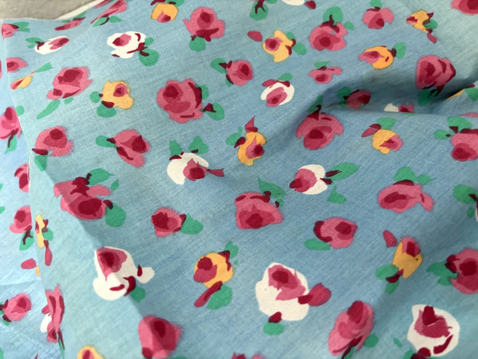 13WX62L Vtg CRANSTON Floral FLOWER Quilt Fabric Cotton Blue Pink Yellow Roses - Image 4 of 4