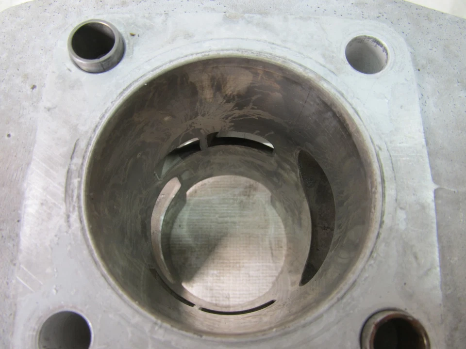 Arctic Cat Sno Pro Z 440 2003 cilindro de aire acondicionado Foto 4 de 4