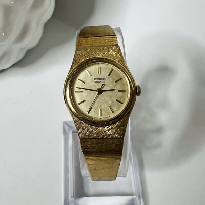 Delicado reloj Seiko vintage dorado