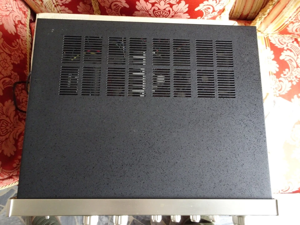 Amplificatore  Quadrifonico Integrato JVC 4VN-550. Vintage in Perfetto stato. - Immagine 4 di 4