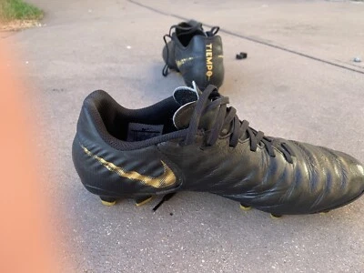 gumtree soccer boots
