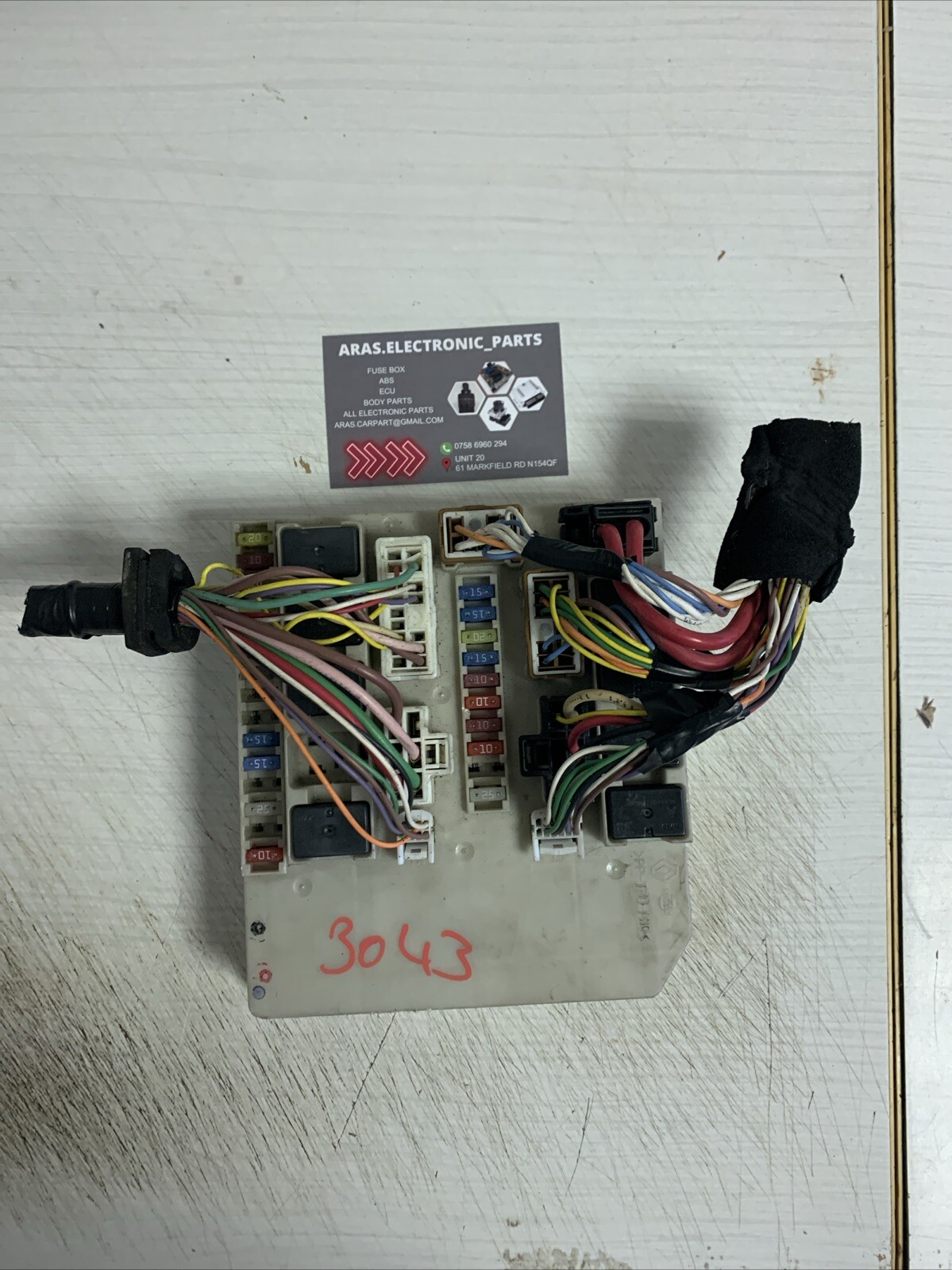 Renault Clio MK3 Modus engine compartment fuse box UPC 336217B for  