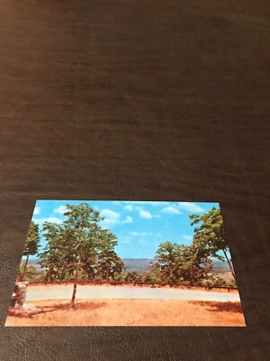 UNPOSTED POSTCARD - INSPIRATION POINT IN THE FAMES OZARKS.....SLOT 146