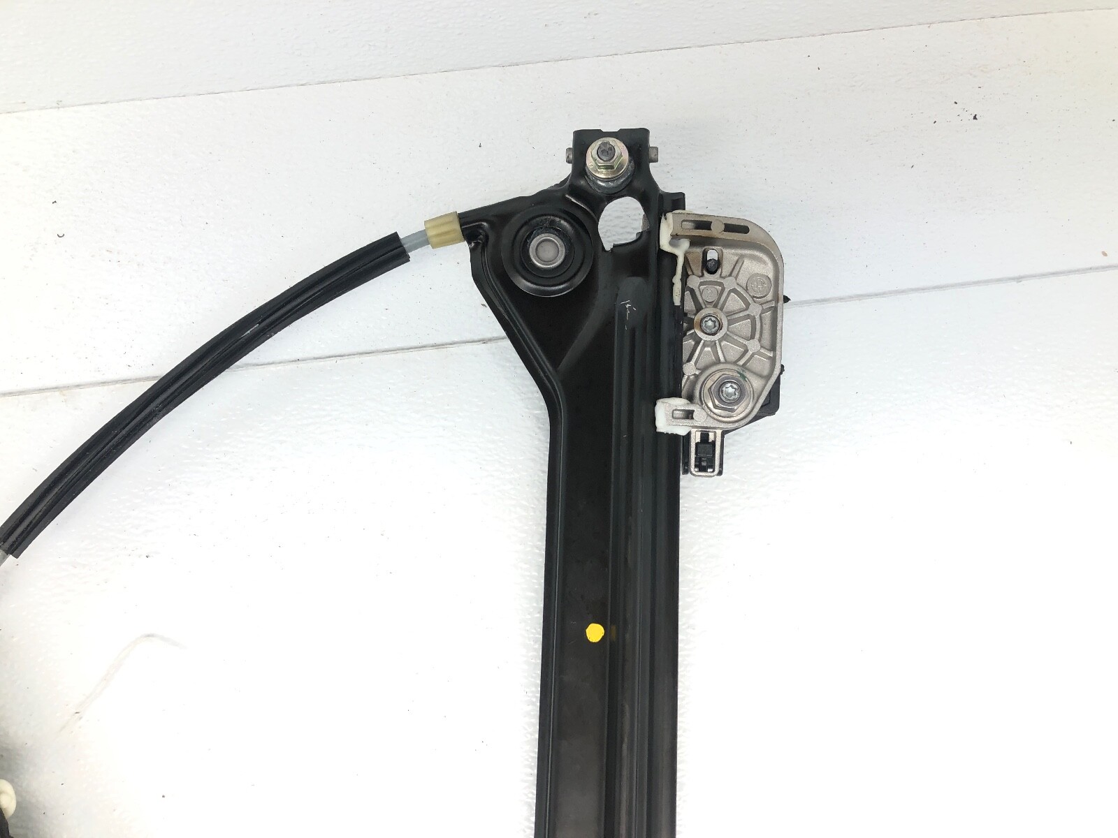 2014-2021 MASERATI QUATTROPORTE RIGHT PASS REAR DOOR WINDOW REGULATOR MOTOR OEM.
