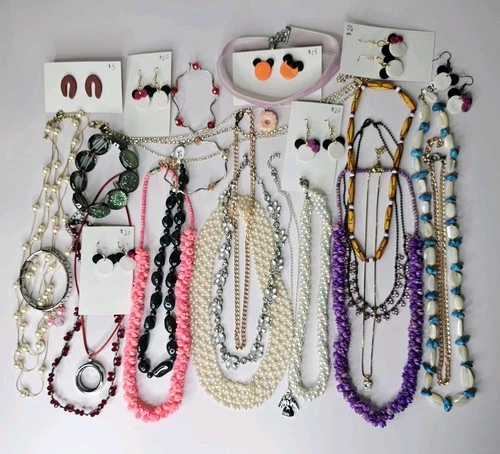 Vintage To Now Estate Costume Jewelry Lot All Wear Necklaces Bracelets Earrings