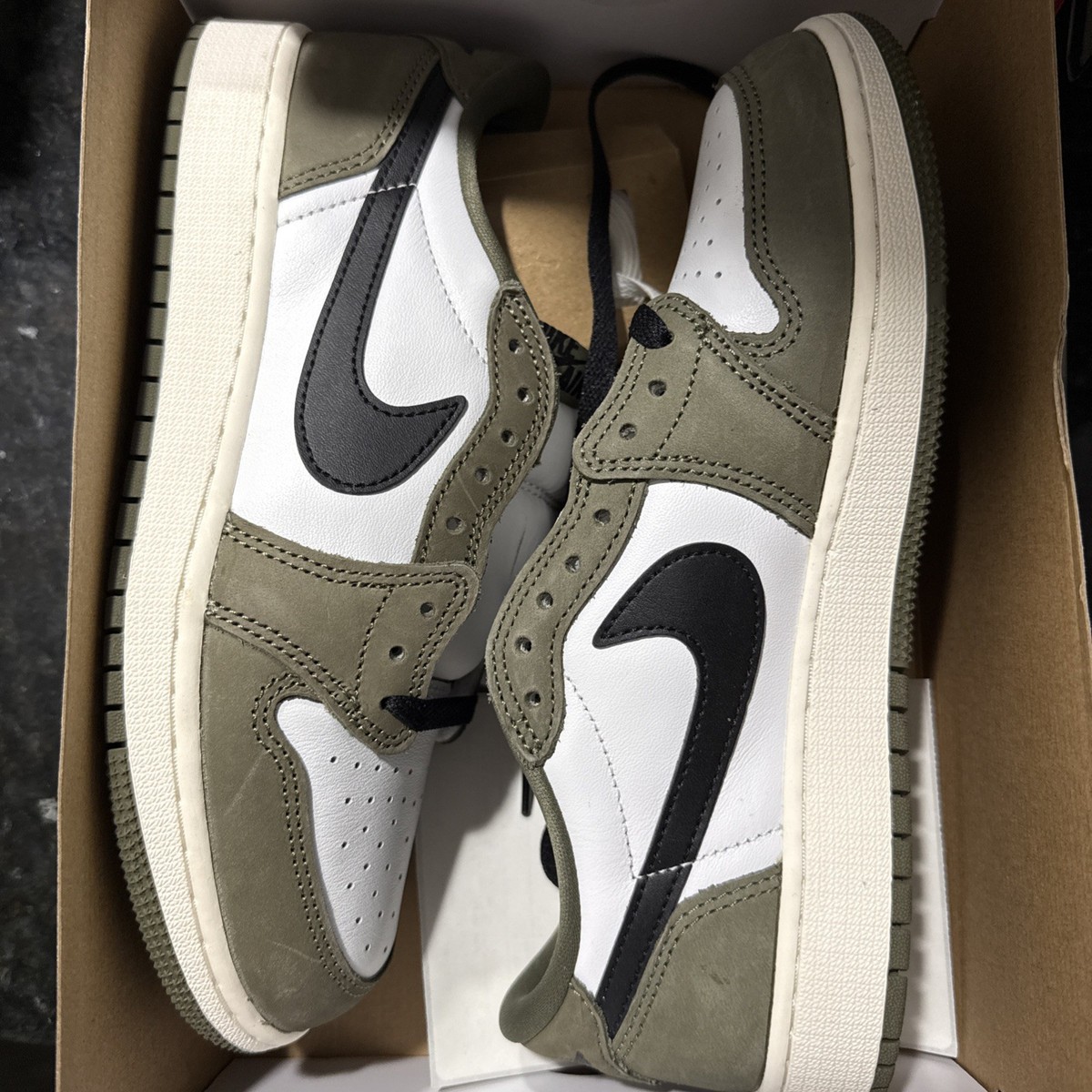 靴 Nike Jordan 1 Low OG OLIVE US9 Air Jordan 1 Retro Low OG (GS) Olive White Black | eBay