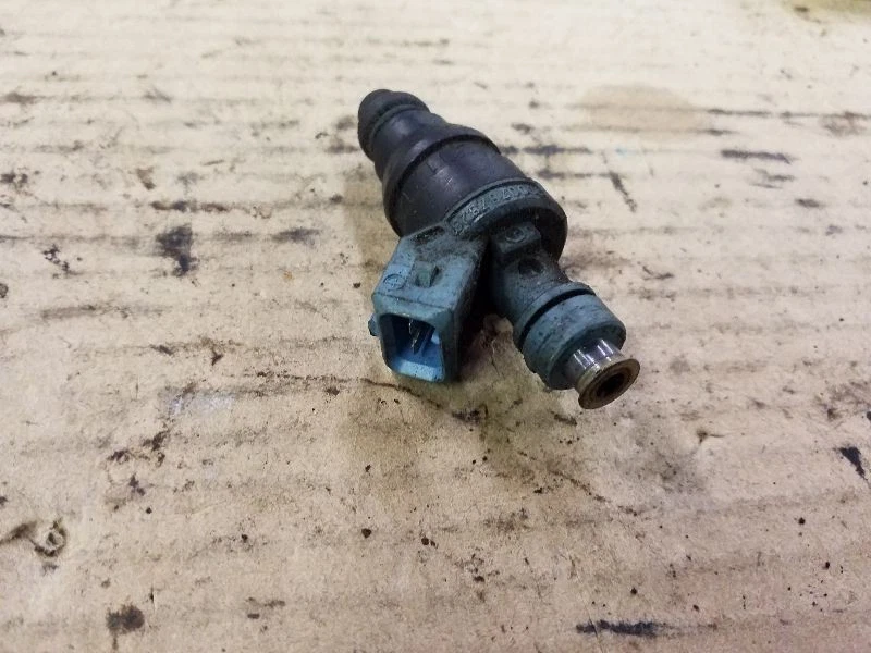 Inyector de combustible | Se adapta a Mercedes Benz 400SEL 500SEL E420 S420 E500 S500 1992-1995 Foto 2 de 3