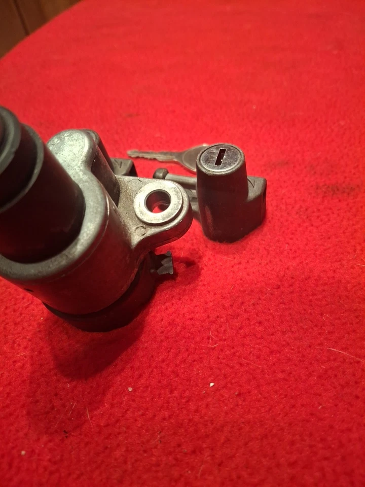 1986 Kawasaki Vulcan 750 VN750 OEM Ignition Switch W/Set Pair Helmet Locks 85-06 Foto 4 de 4