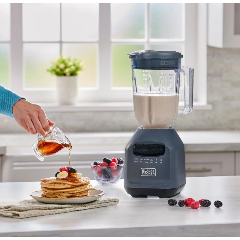 Ice Crush Blender with 56 Ounce (7 Cup)  Powerful 6-Tip Stai