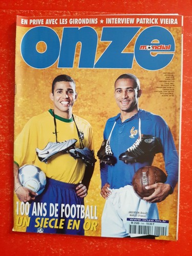MAGAZINE FOOTBALL ONZE MONDIAL N° 146 EN BON ETAT AVEC FICHES ET
