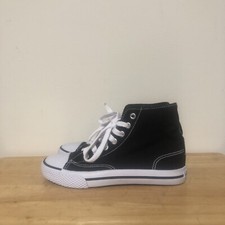 Airwalk Black High Top Lace Up Sneakers Canvas Youth Size 3. Euc Free Shipping