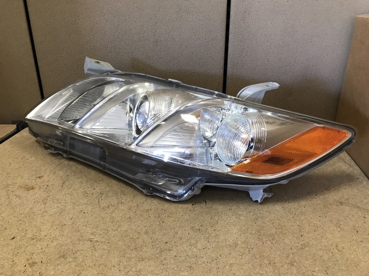 Lara22さま専用 2007-2009 TOYOTA CAMRY OEM DRIVER SIDE HEADLIGHT PART