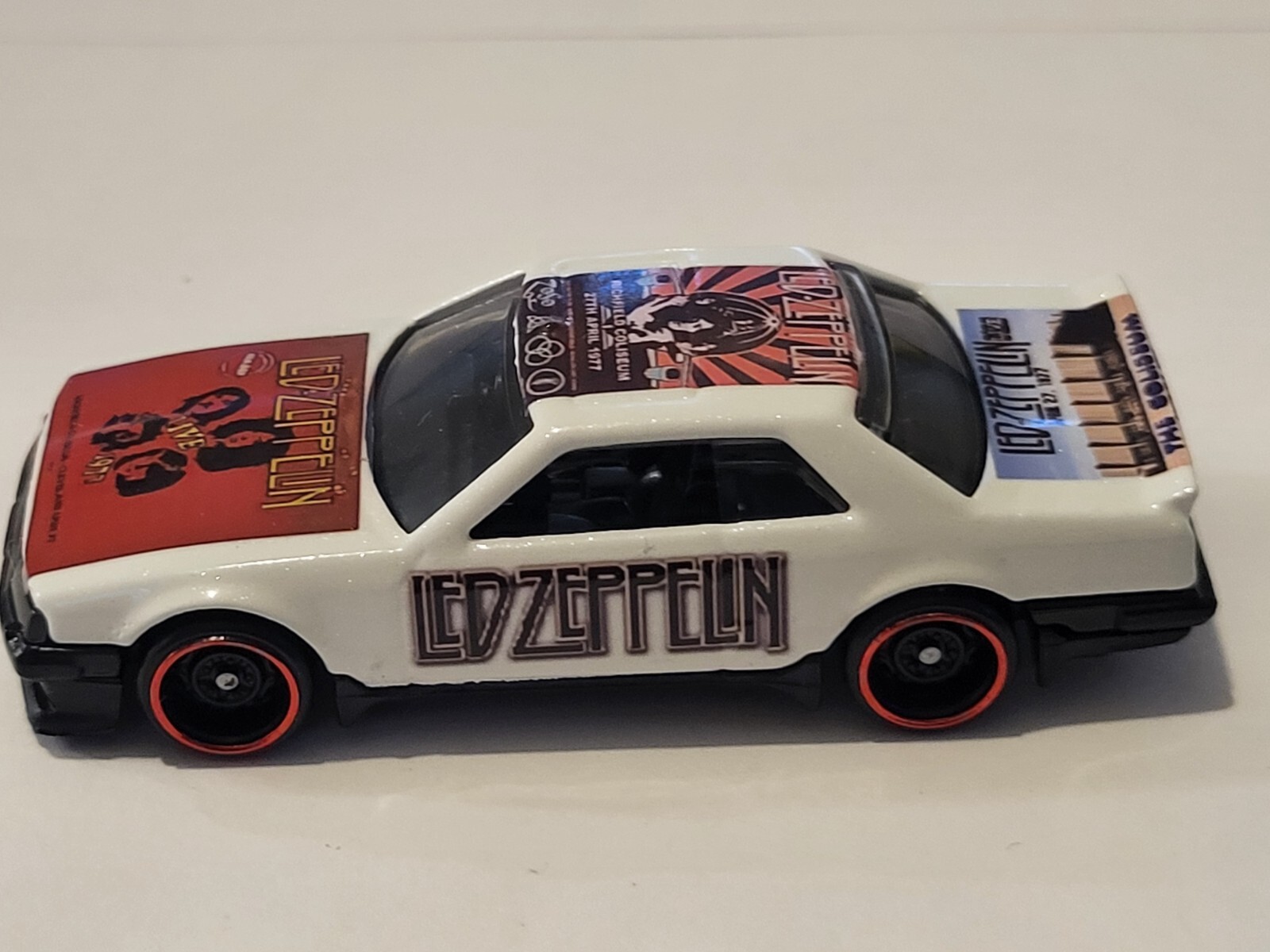 Matchbox LED ZEPPELIN 1977 Richfield Coliseum 1982 Nissan SKYLINE R30 custom eBay