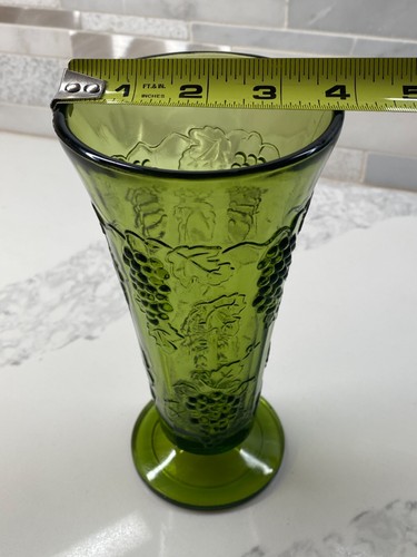 Harvest Grapes Footed Vace Vintage Indiana Glass Green 7.5" H - Picture 6 of 6
