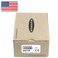 New In Box BANNER Q4XTBLAF300-Q8 Photoelectric Sensor - US Stock