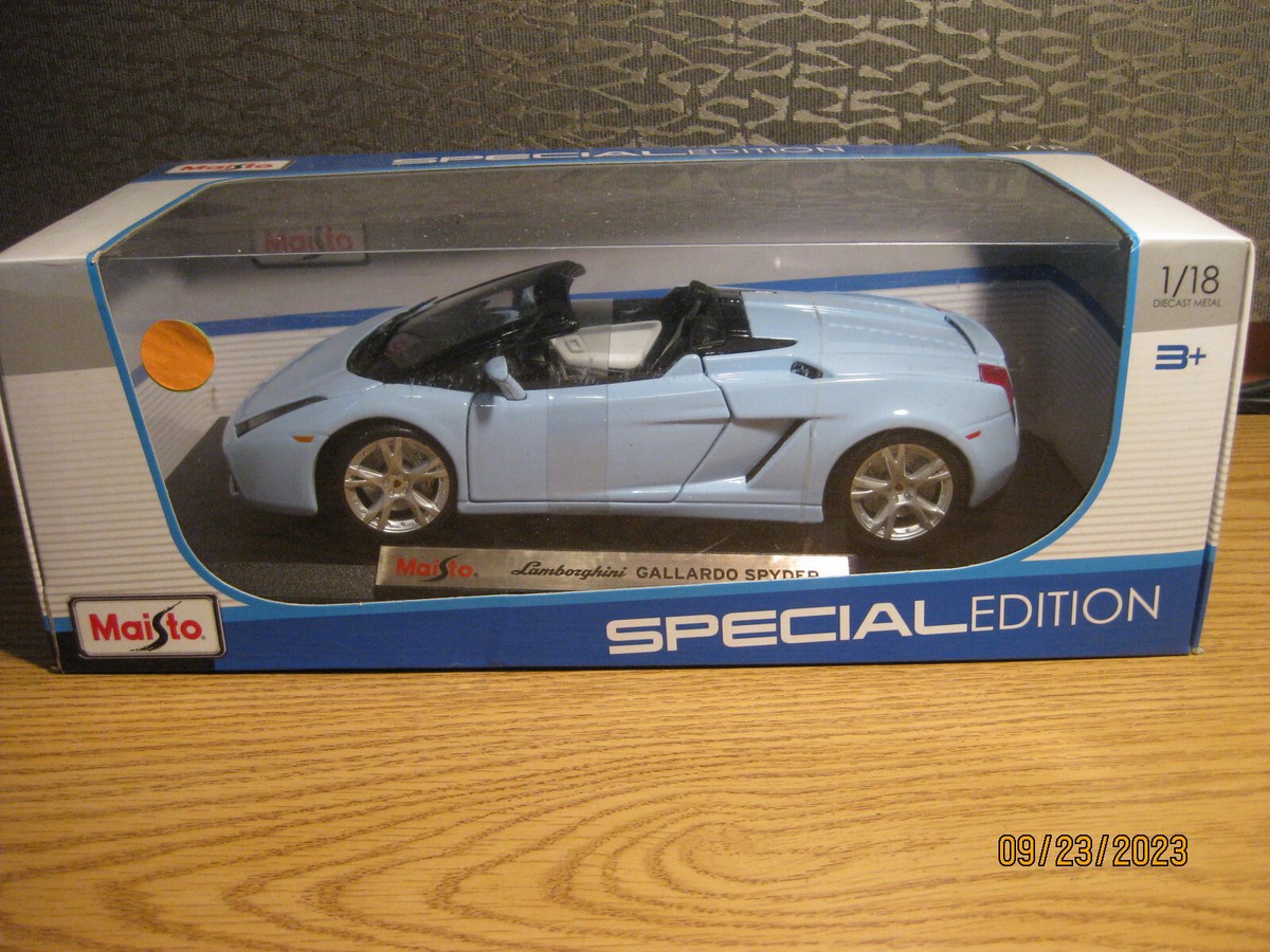 1/18 LAMBORGHINI GALLARDO SPYDER IN LIGHT BLUE BY MAISTO