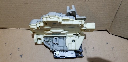 VW PASSAT B6 B7 FRONT RIGHT DOOR LOCK MECHANISM DRIVER SIDE OSF 3C2837016A 11 - Picture 5 of 12