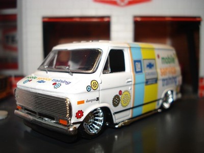 1972 72 CHEVROLET PANEL VAN LIMITED CUSTOM MOBILE SERVICE LOWERED  1/64 M2