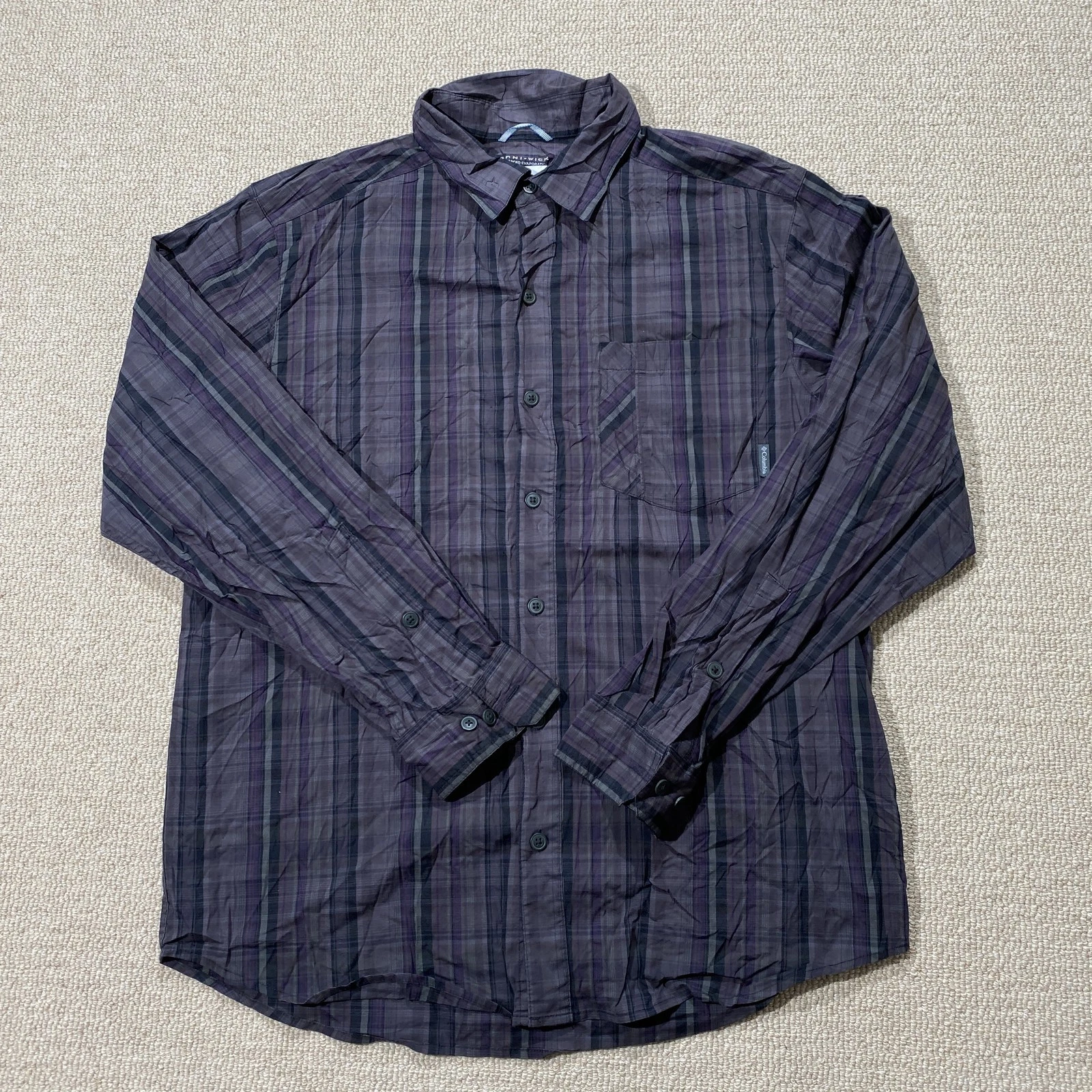 Columbia Shirt Mens Medium Purple Plaid Omni Wick Hiking Button Up