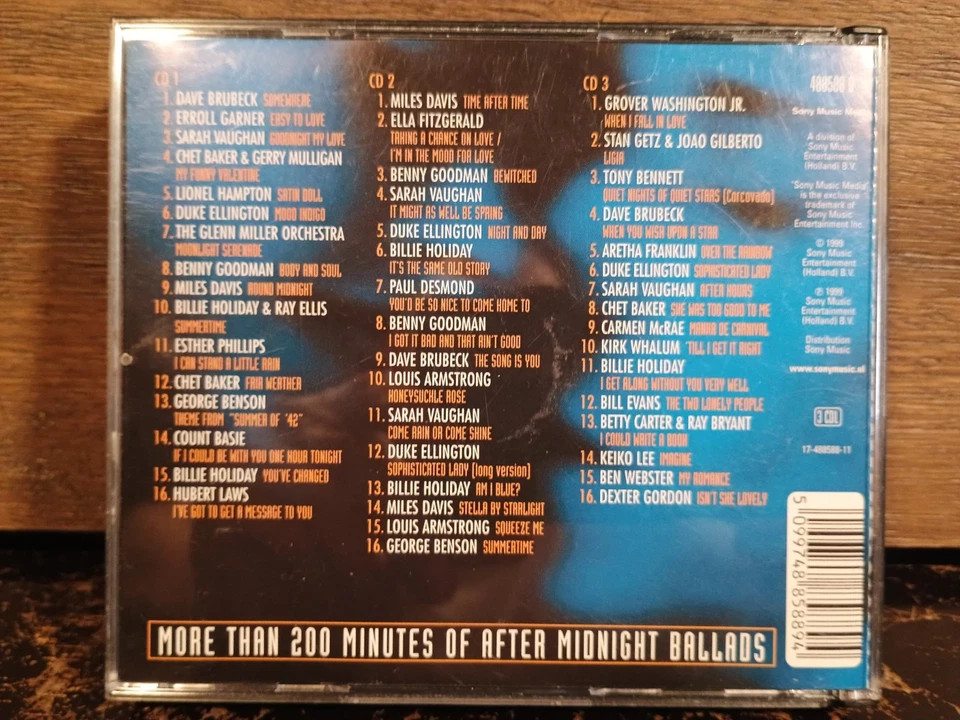 MILES DAVIS - Romantic Jazz ~ More Than 200 Minutes Of After Midnight - CD Foto 2 de 4