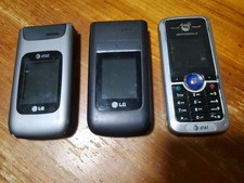 Lot Of 3 Vintage Cell Phones 2 LG Flip Phones And 1 Motorola Bar Phone.