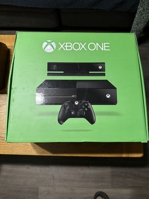 Microsoft Xbox One 500GB Spielekonsole, nur Netzteil und Karton (funktioniert)