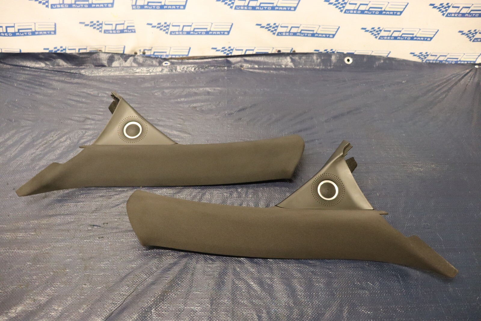 2012 AUDI R8 5.2 QUATTRO SPYDER V10 OEM LH/RH WINDSHIELD PILLAR TRIMS #1256